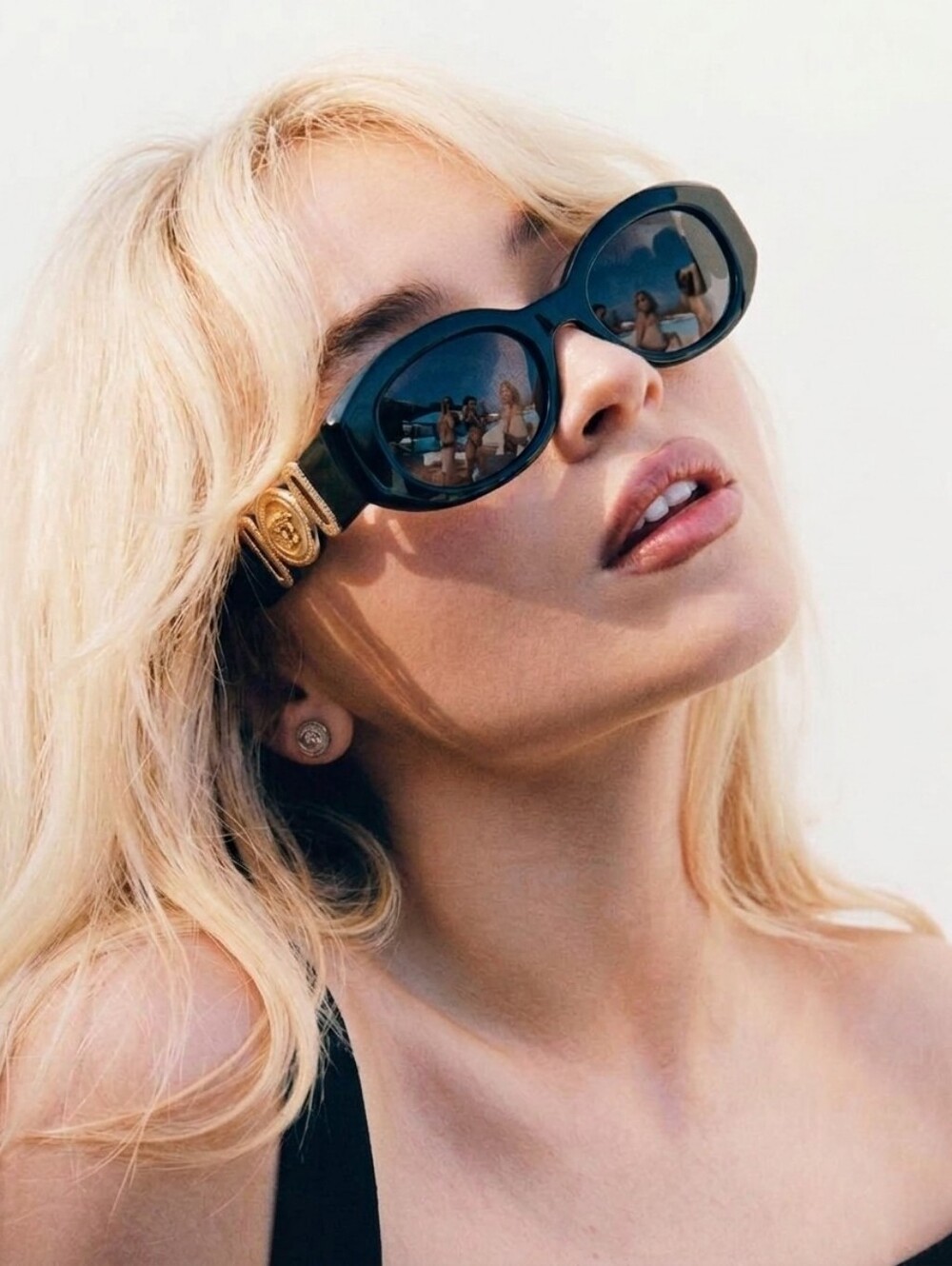 ⭐️NWT⭐️ VERSACE 🔥 Black Oval Sunglasses With Gold Logo - ❗️READ DESCRIPTION❗️